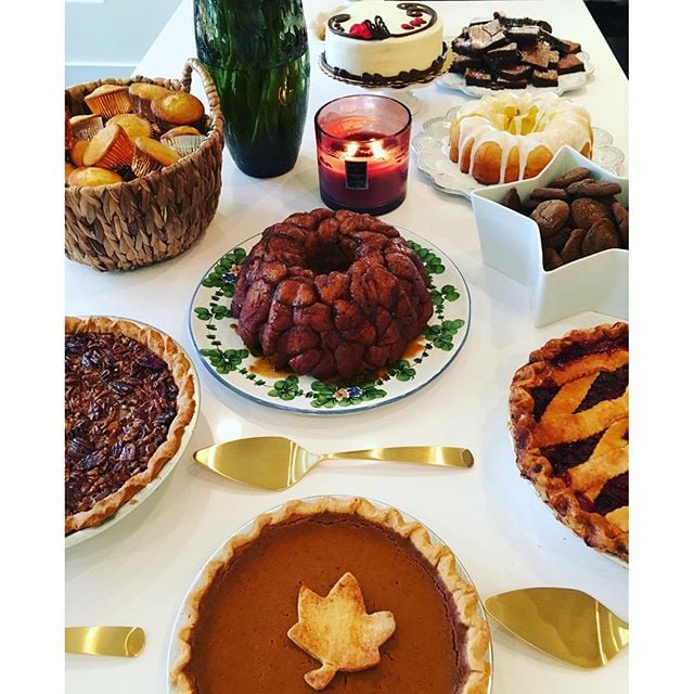 We can't resist throwing in one more shot of Khloé's feast, posted by sister Kourtney. The gold servingware was festive and chic for dishing up these sweet treats!