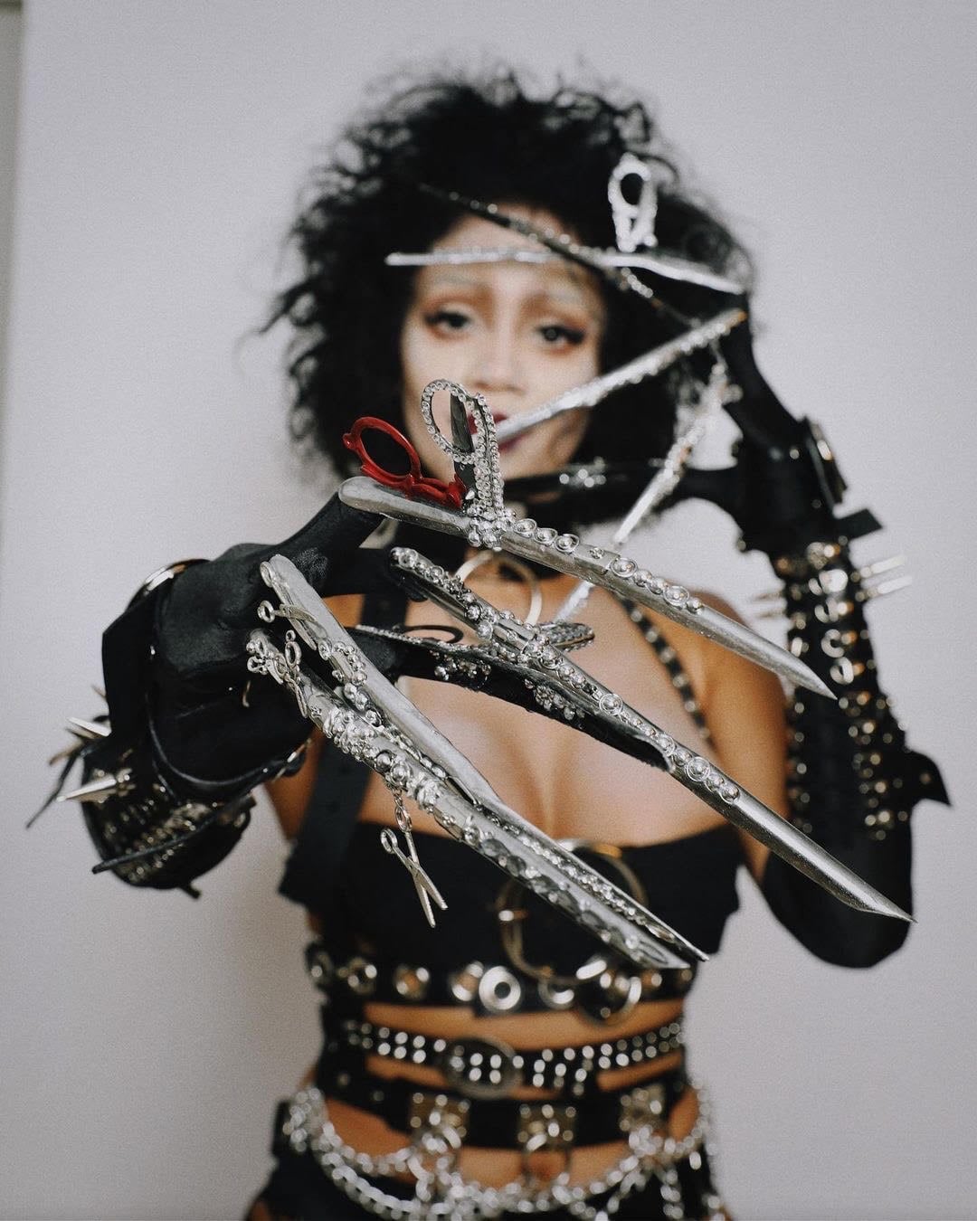 Miss edward scissorhands costume shop
