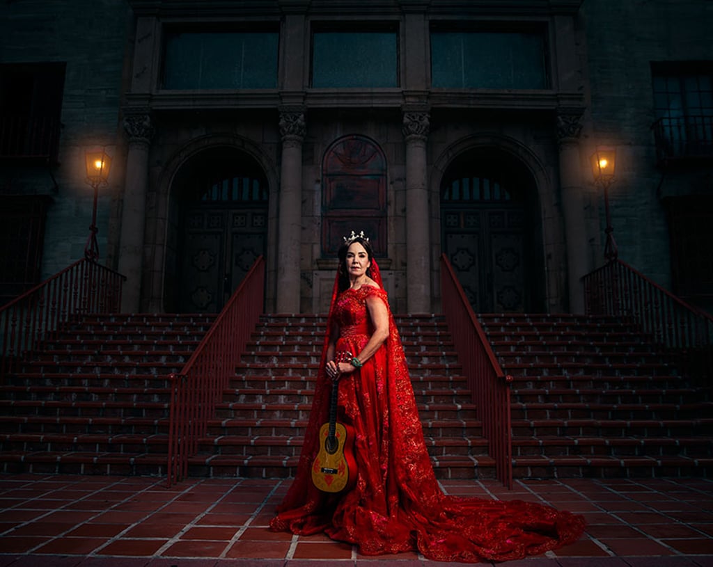 Disney Princesses as Queens Photos