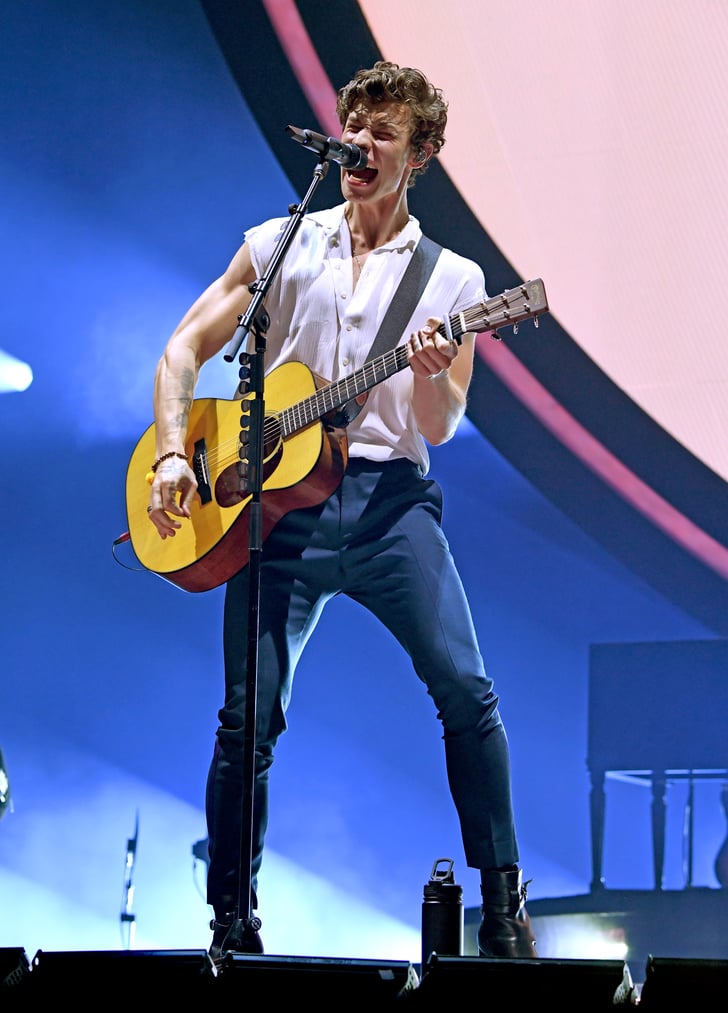 Shawn Mendes Starts North American Tour in Portland — Photos POPSUGAR