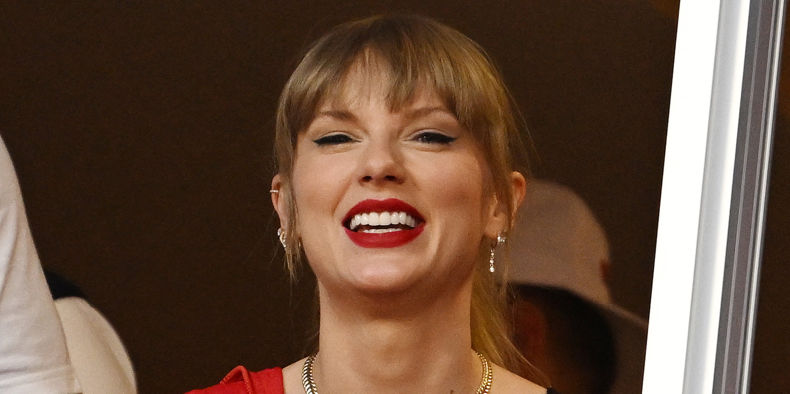 Jason and Travis Kelce Discuss Their Dad and Taylor Swift - Vimarsana News