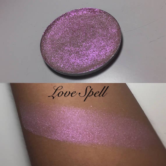 Love spell single pan eye shadow