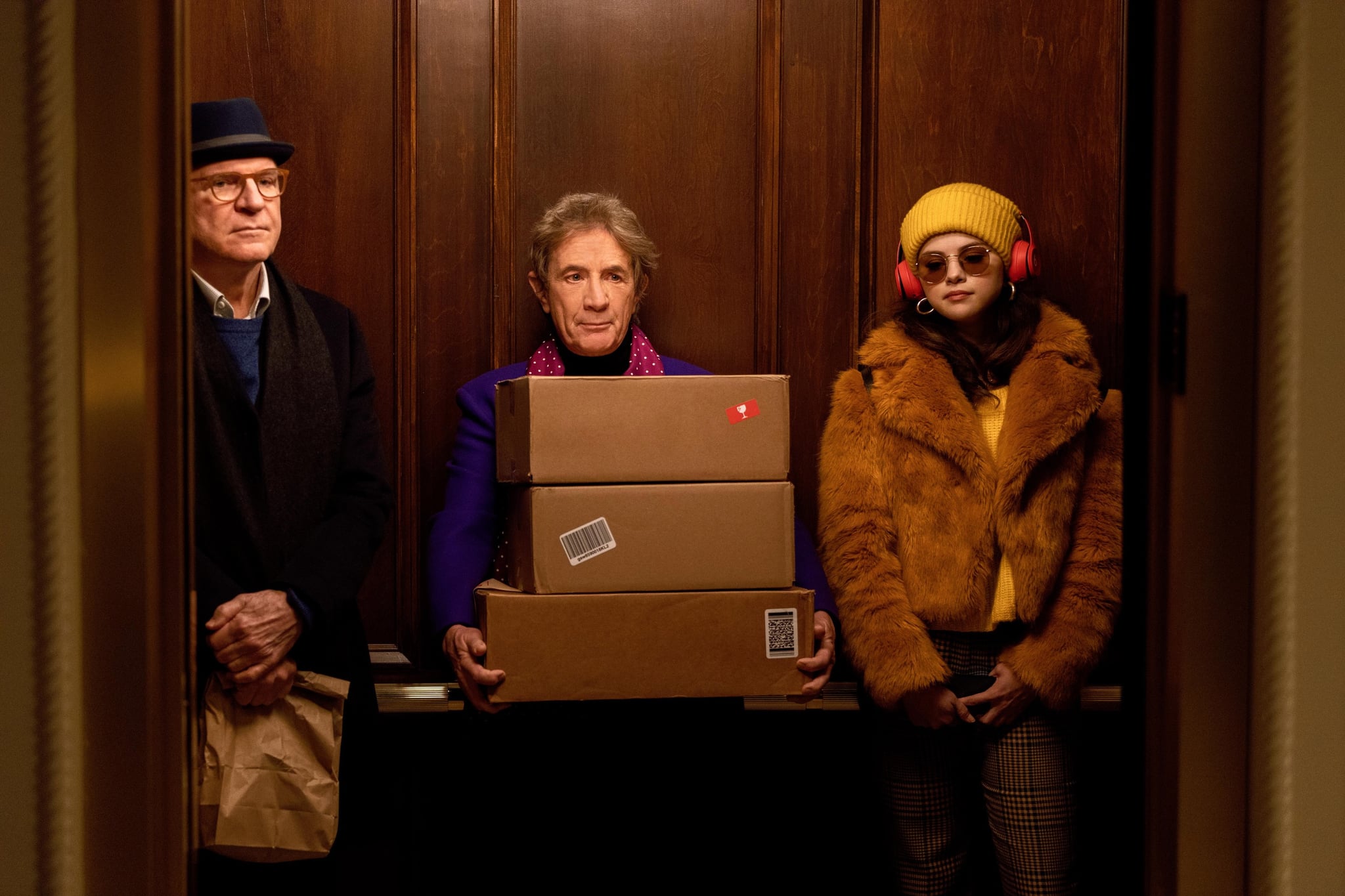 ONLY MURDERS IN THE BUILDING, from left: Steve Martin, Martin Short, Selena Gomez, True Crime', (Season 1, ep. 101, aired Aug. 31, 2021). photo: Craig Blankenhorn / Hulu / Courtesy Everett Collection