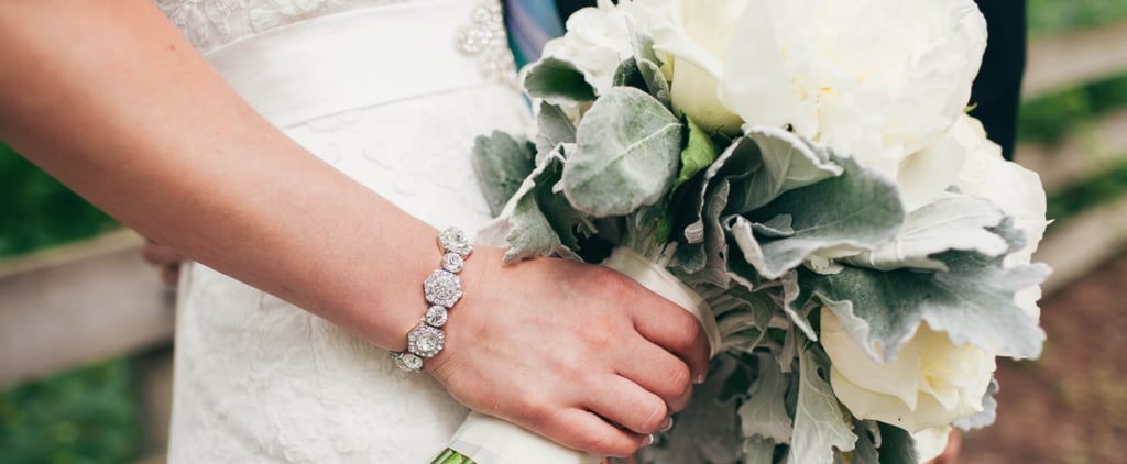 Websites to Help Save Money on a Wedding