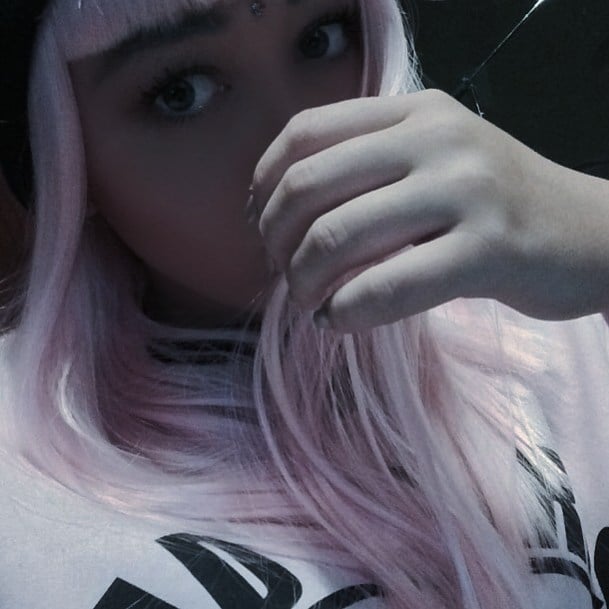 Noah Cyrus Instagram Pictures