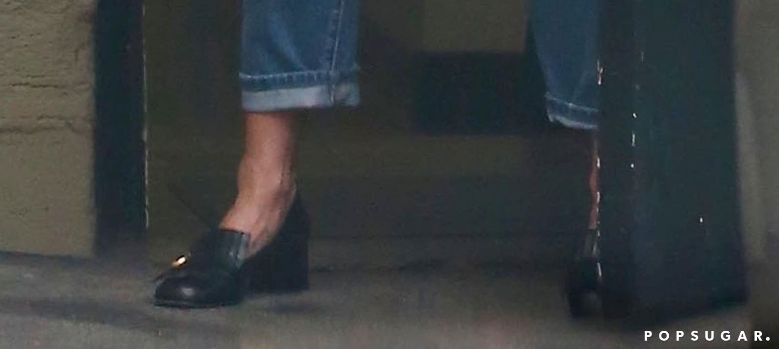 jennifer aniston gucci loafers