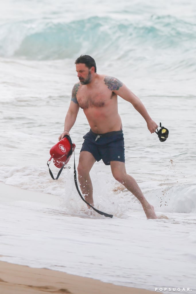 Ben Affleck Shirtless in Hawaii March 2018 | POPSUGAR ...