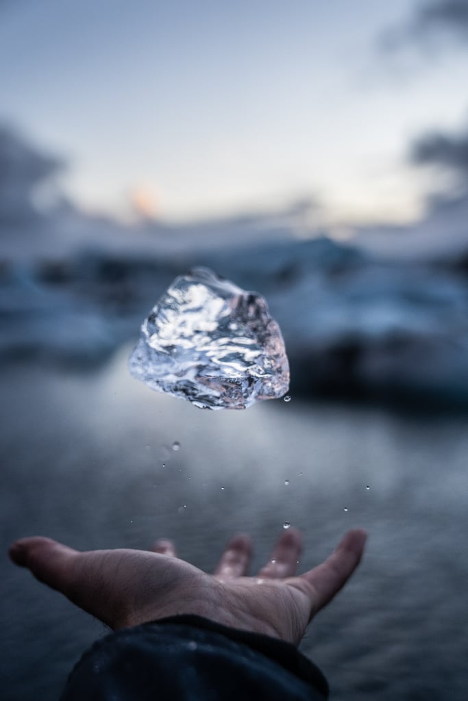 Cut Ice in Half Using Fishing Line Easy Home Crafts and Experiments