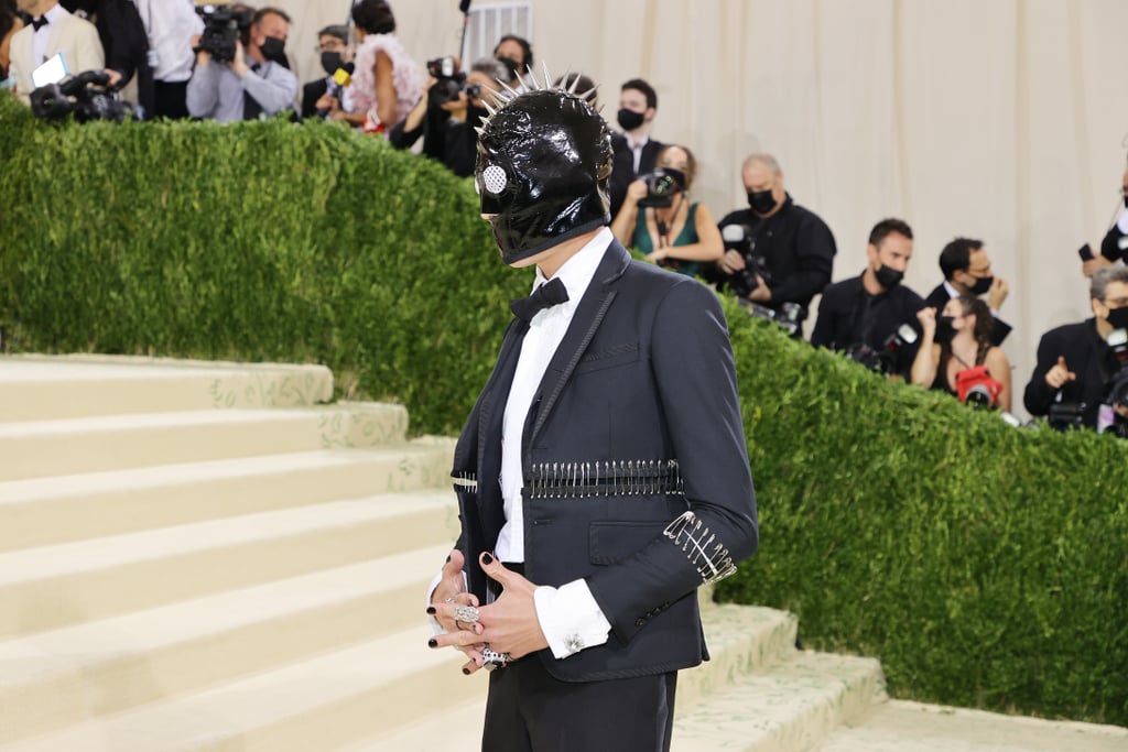 Evan Mock Met Gala 2021 | Pictures