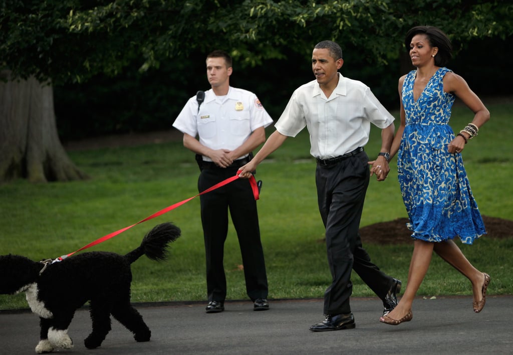 So she showed it off twice in 2010: once while stepping off the plane at the Benito Juarez International Airport and, later, on a walk with the family dog.
So she showed it off twice in 2010: once while stepping off the plane at the Benito Juarez International Airport and, later, on a walk with the family dog.