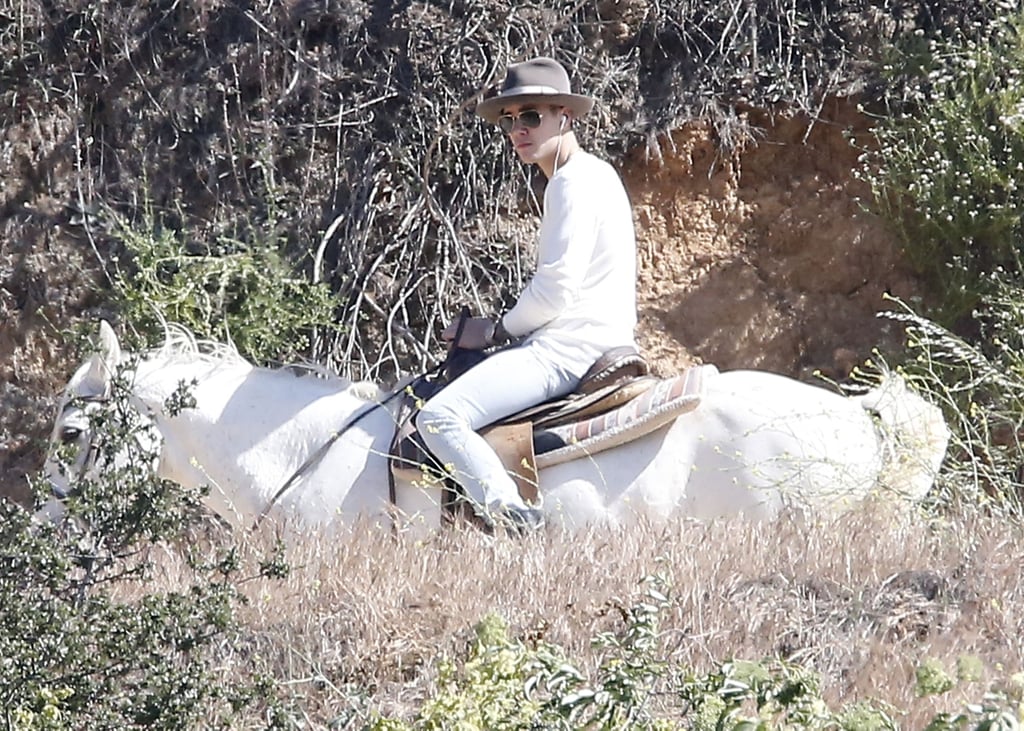 Justin Bieber Shirtless on a Horse | Pictures