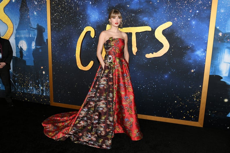 Taylor Swift Wears Oscar de la Renta at the Cats Premiere in NYC