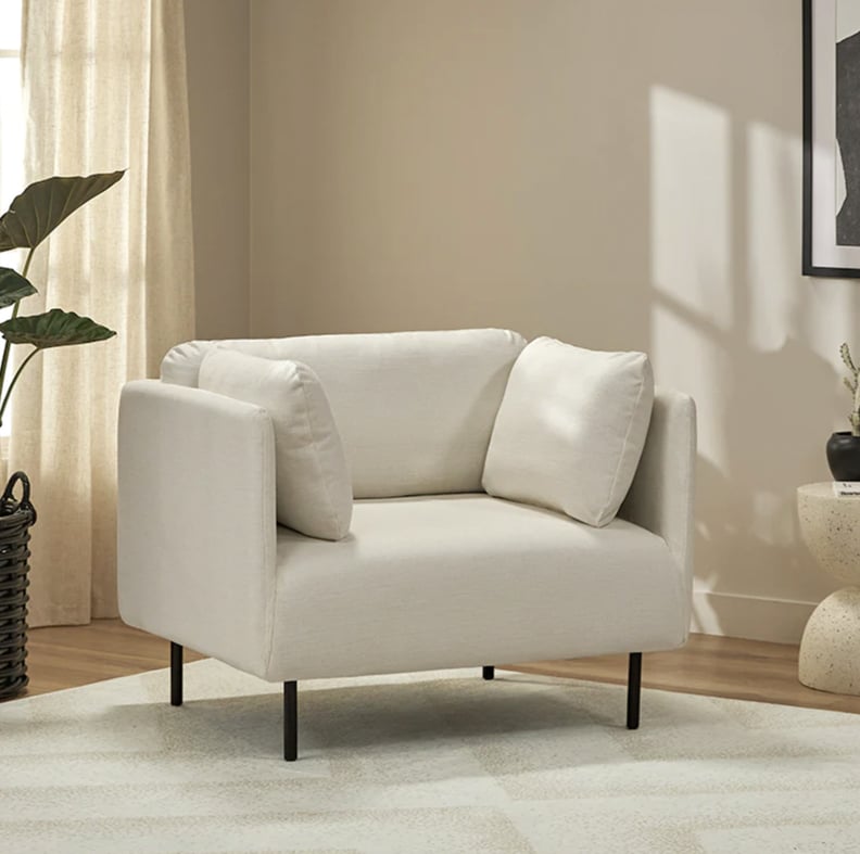 Best Bedroom Furniture: An Accent Chair