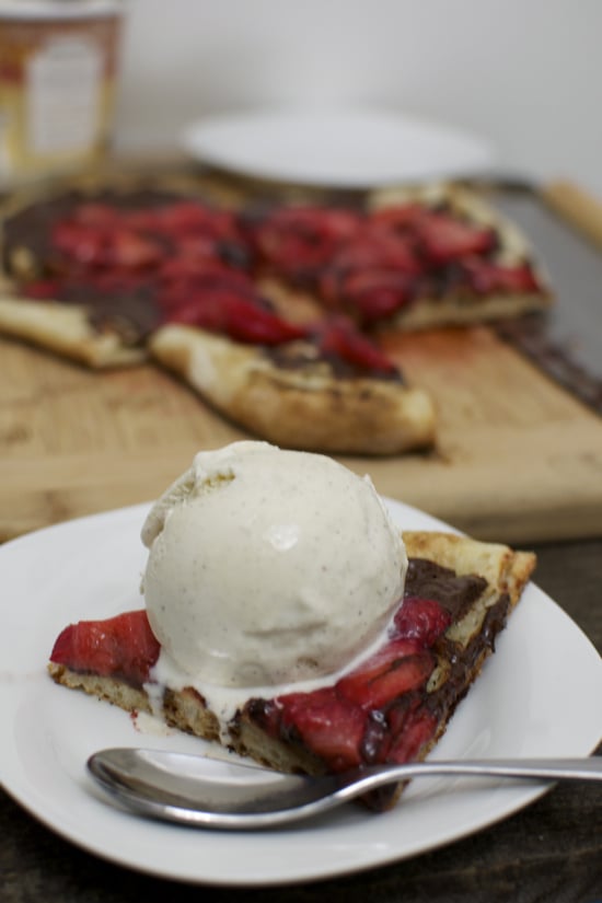 Grilled Dessert Pizza