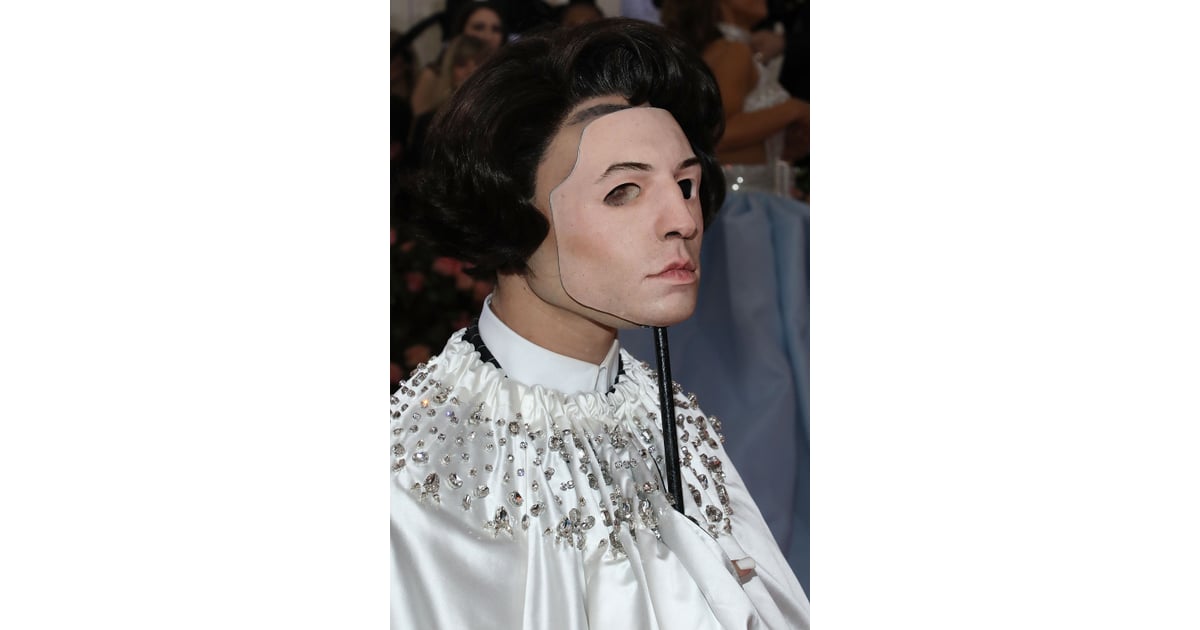 Ezra Miller Met Gala Makeup 2019 | POPSUGAR Beauty Photo 3
