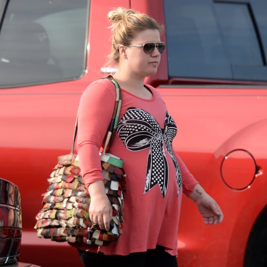 Kelly Clarkson's Baby Bump | Pictures