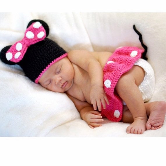 Minnie Mouse | DIY Newborn Costumes For Halloween and Photo Shoots ...