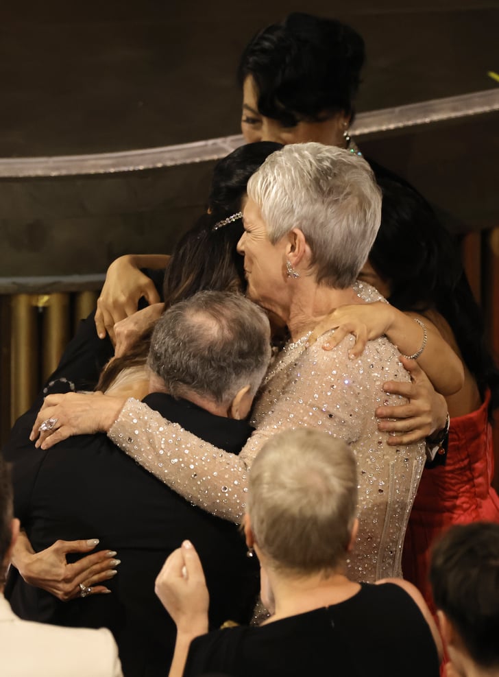 Jamie Lee Curtis and Michelle Yeoh at 2023 Oscars POPSUGAR Celebrity UK Photo 4