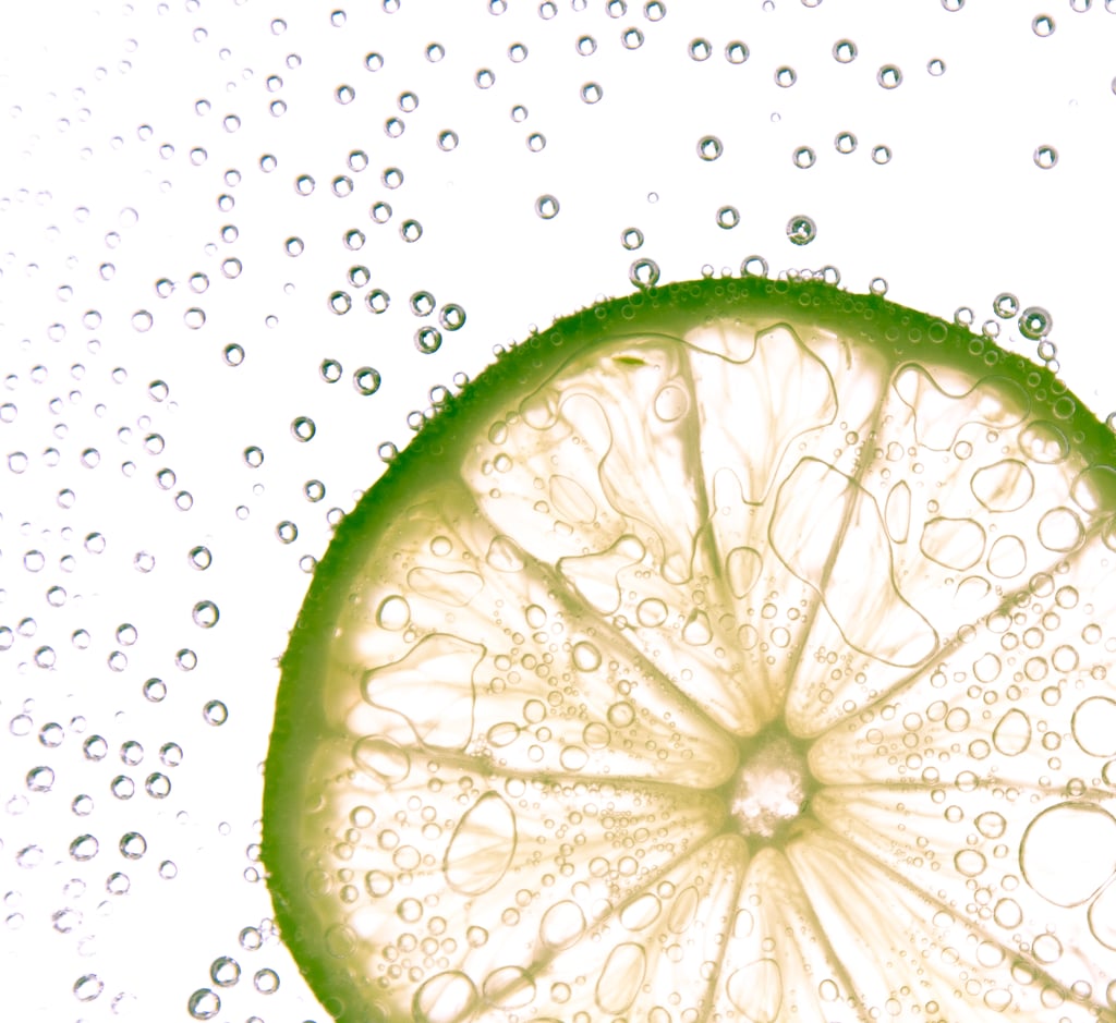 What's the Difference Between Club Soda and Sparkling Water? POPSUGAR