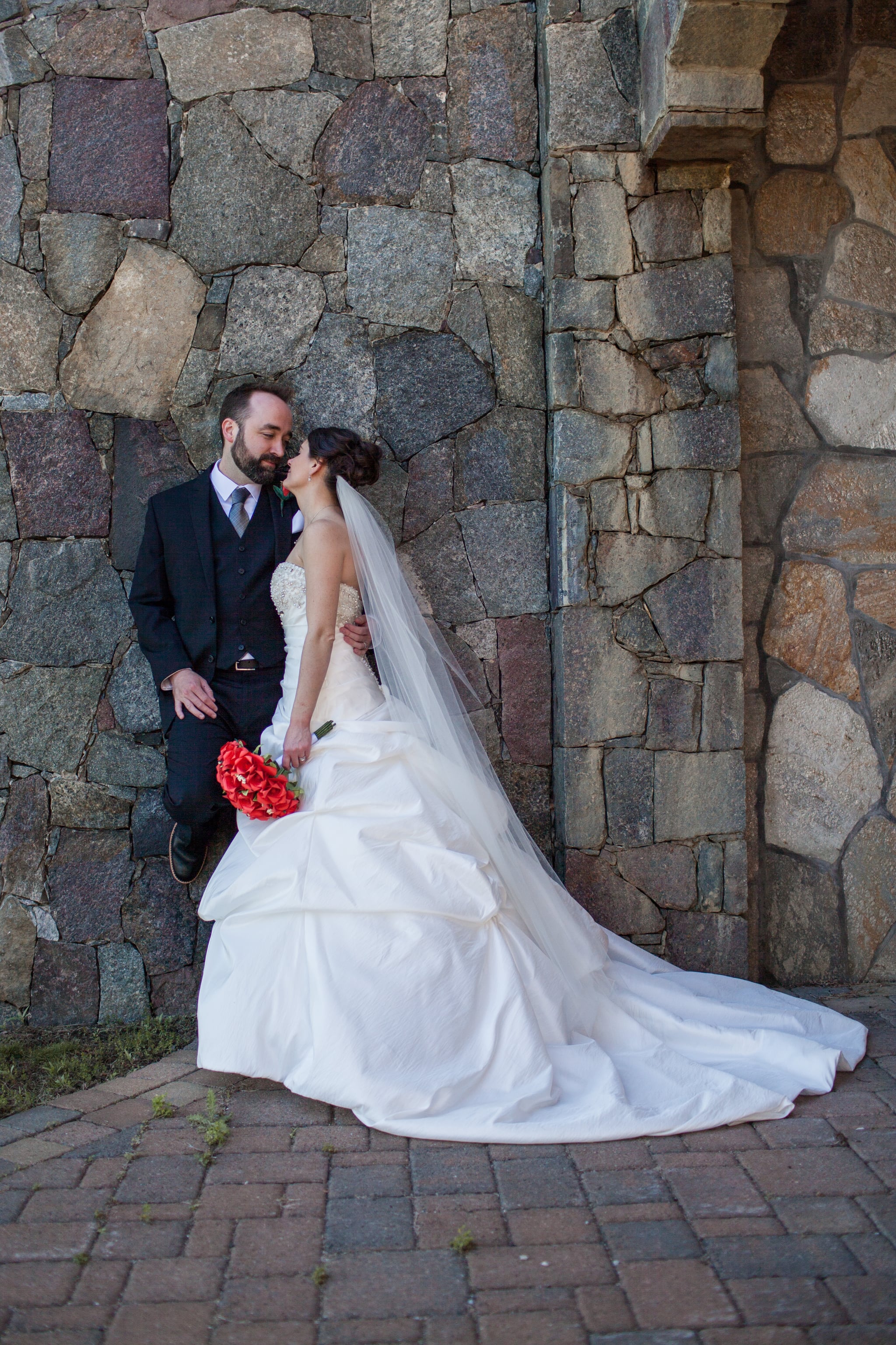 Love Sex Mat And Kim S Alice In Wonderland Inspired Wedding