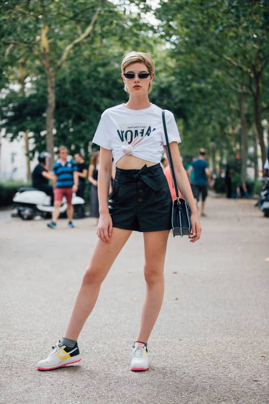 T shirt and mini skirt discount outfit