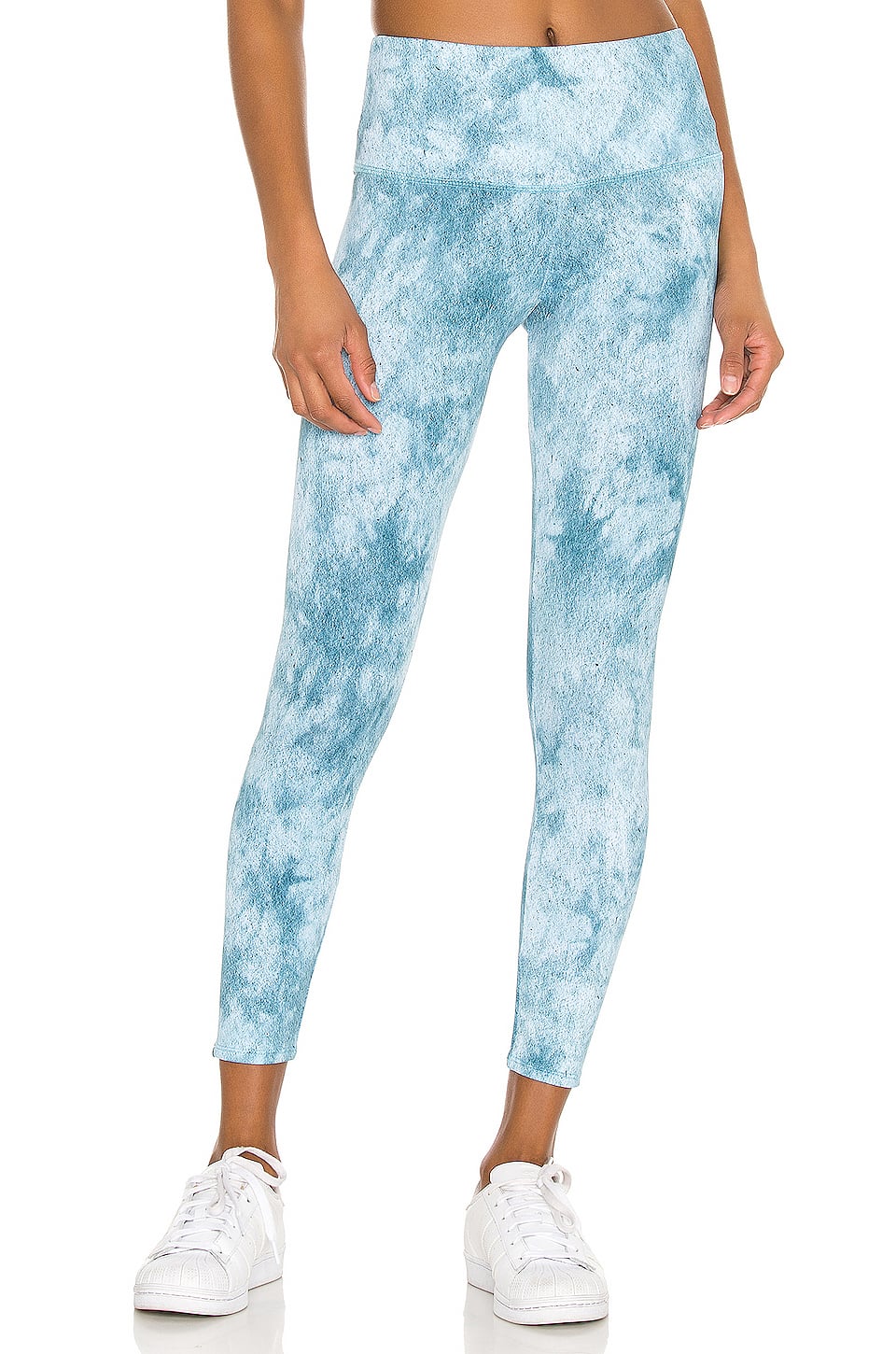 Onzie High Basic Midi Legging in Water 