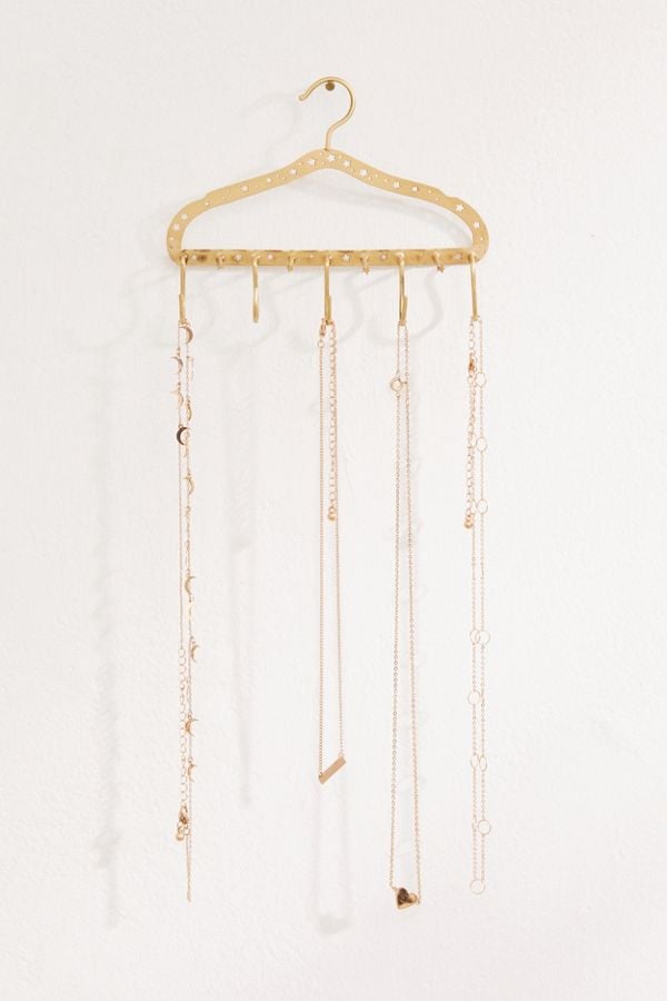 Bedroom: Ariana Ost Star Jewelry Hanger