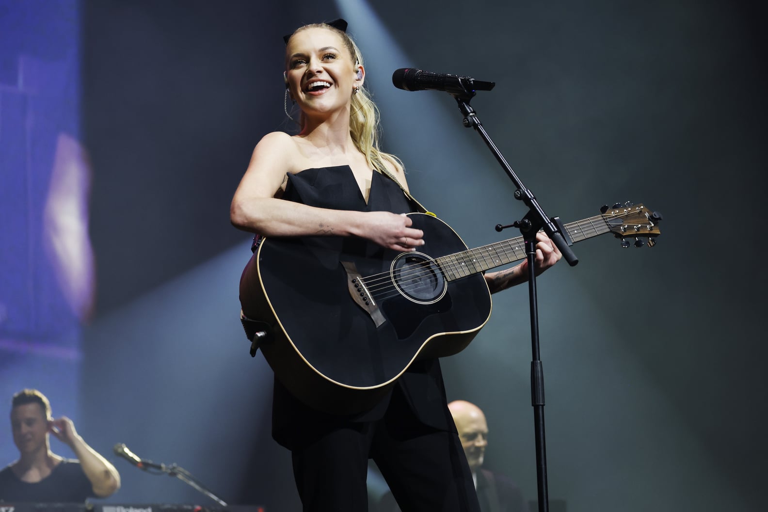 Kelsea Ballerini Shares Her Favorite Ways to Relax | PS Fitness