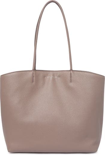 An Everyday Tote: Marc Jacobs Supple Leather Tote Bag