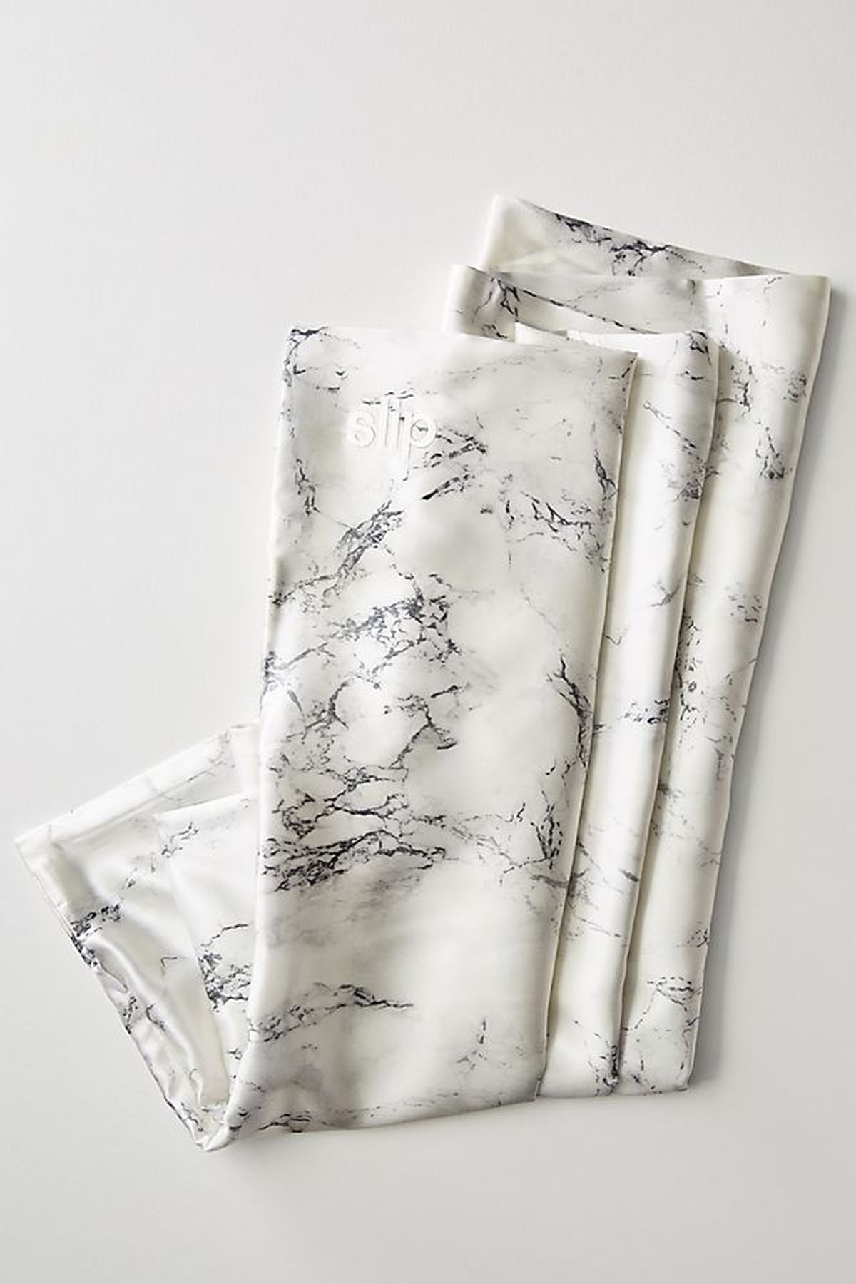 Slip's Silk Marble Pillow Case Helps Protect Skin and Hair POPSUGAR