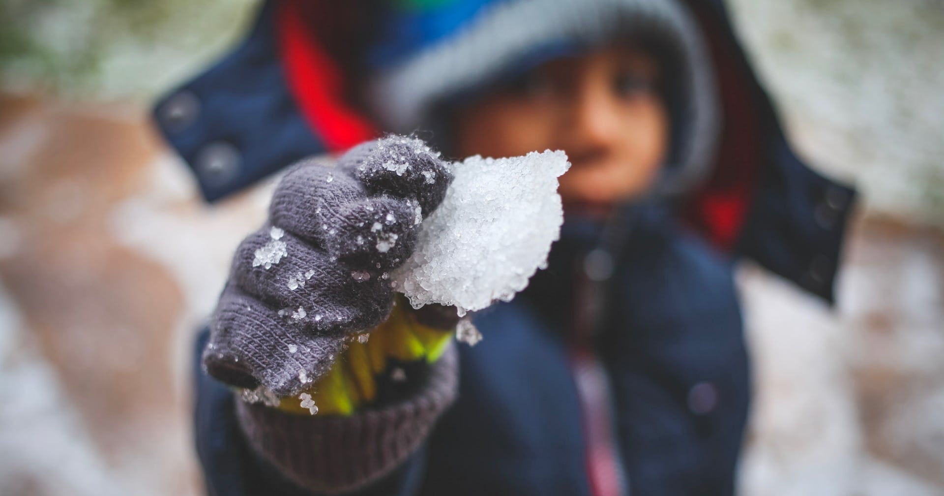 Can Toddlers Eat Snow? | PS Family