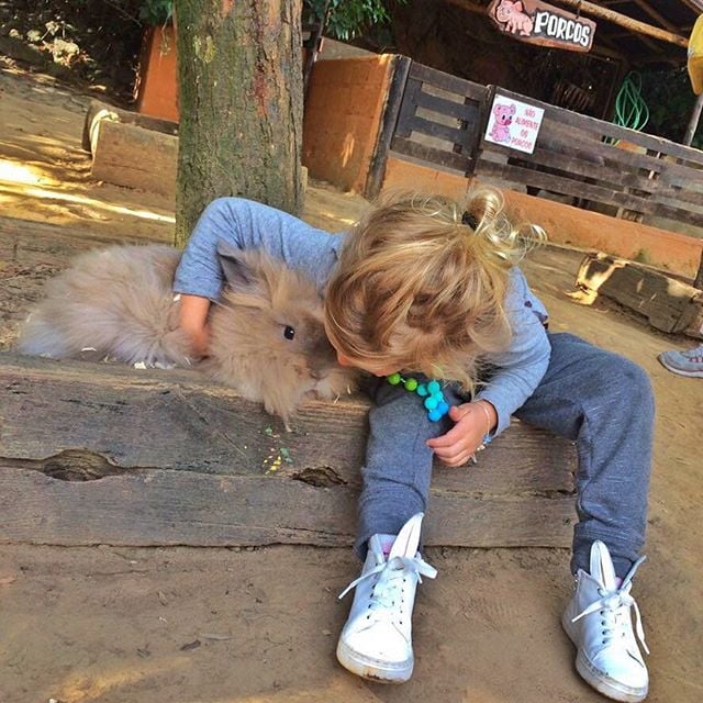 Tom Brady and Gisele Bundchen Family Pictures | POPSUGAR Celebrity Photo 97