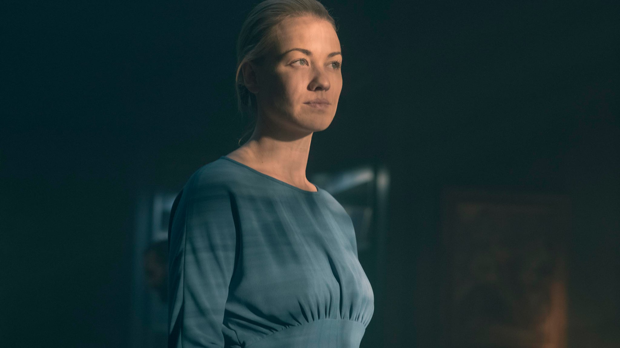 Why Serena On The Handmaids Tale Is So Unlikable Popsugar Entertainment 5130