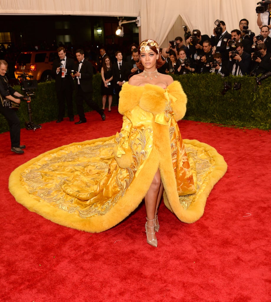 guo pei yellow gown