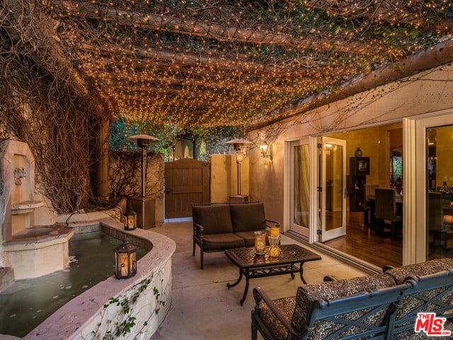 Pictures of Nick and Vanessa Lachey's Encino, CA, Home