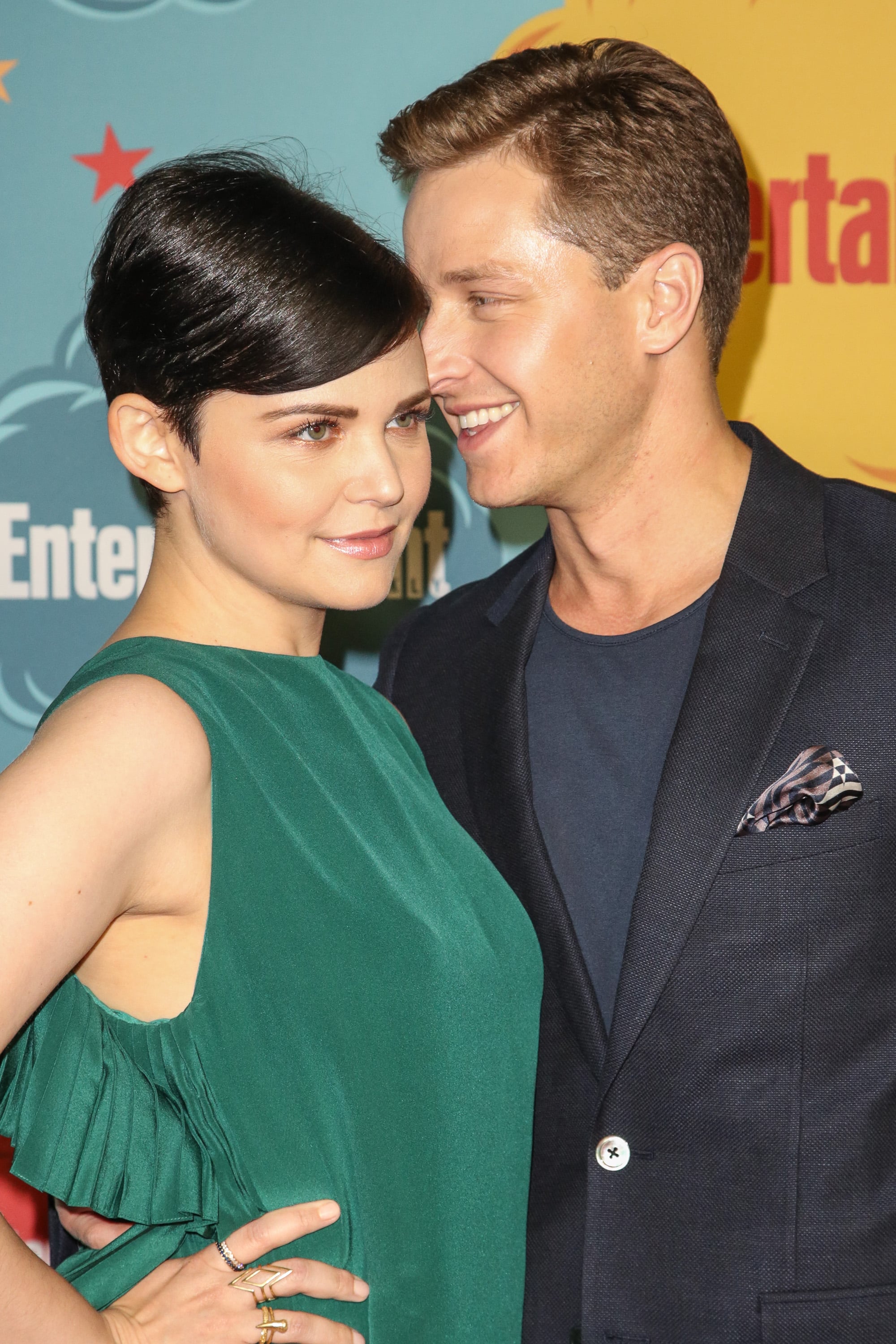 Josh Dallas And Ginnifer Goodwin Kiss