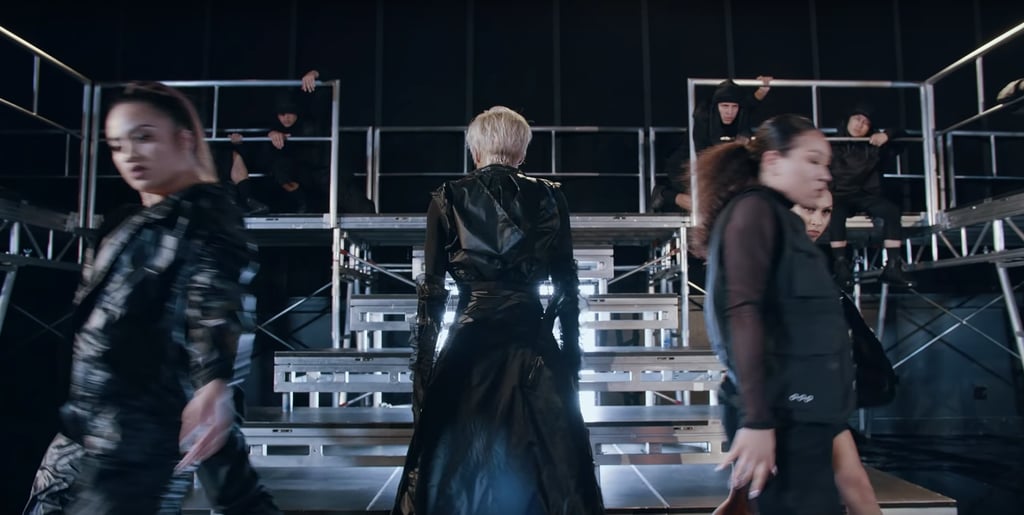 Ciara's Short Blond Hair in "Set" Music Video