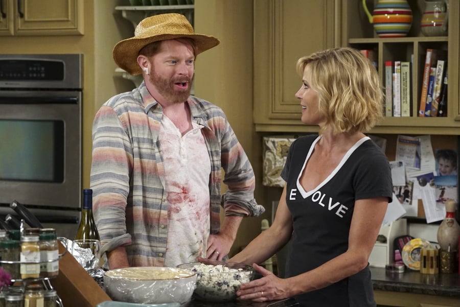 Modern Family Season 7 Premiere Pictures