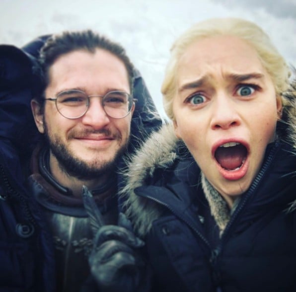 Emilia-Clarke-Bend-Knee-Photo-Kit-Haring