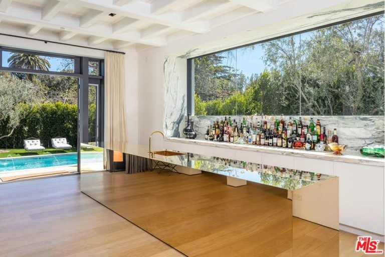 Lori Loughlin Sells Holmby Hills, CA, Mansion | POPSUGAR ...