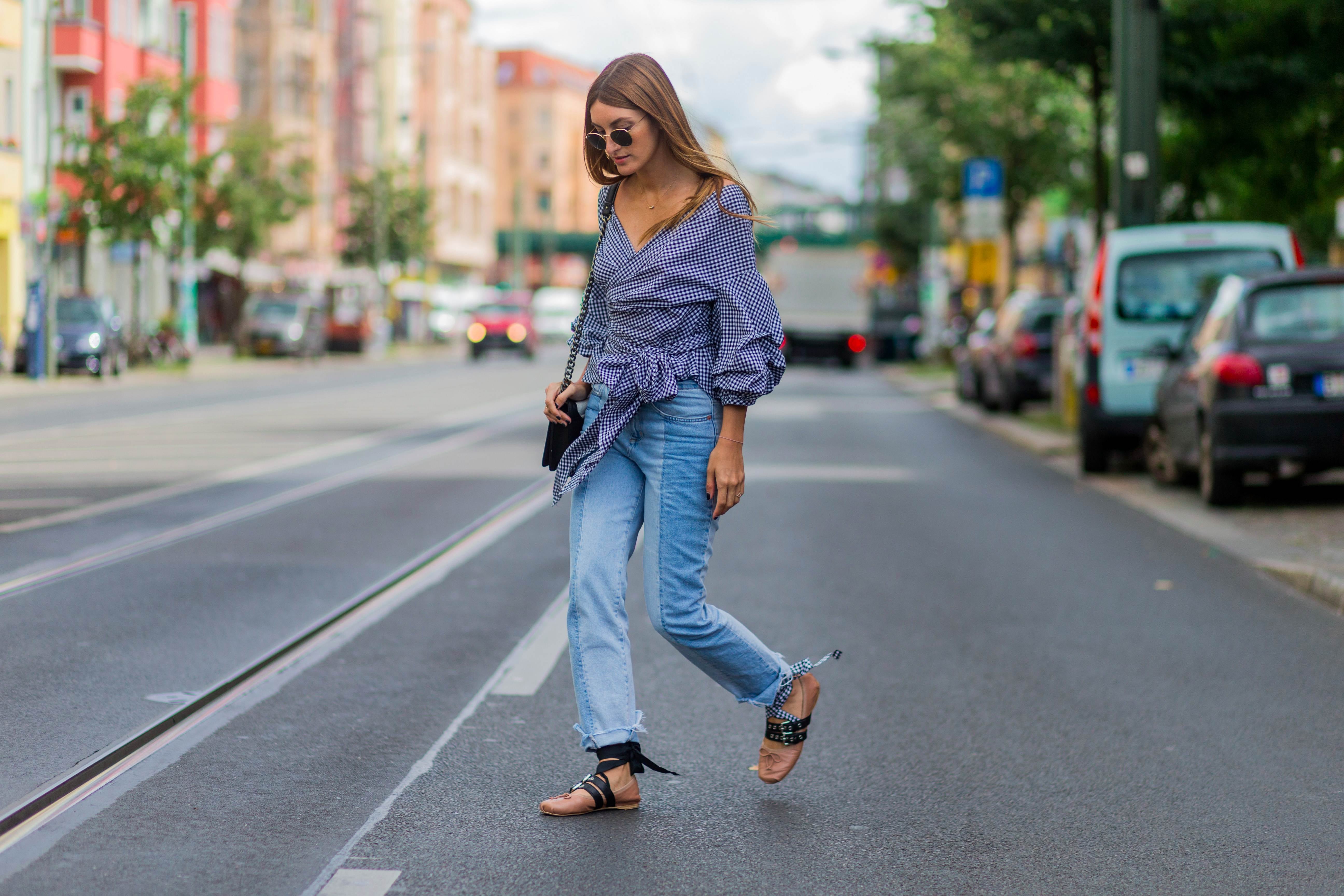 MARCH 13, 2017 Easy Way To Style Boyfriend Jeans (+ the best for under $60)  - SWEATER: Press via Nordstorm, BOYFRIEND JEANS: …