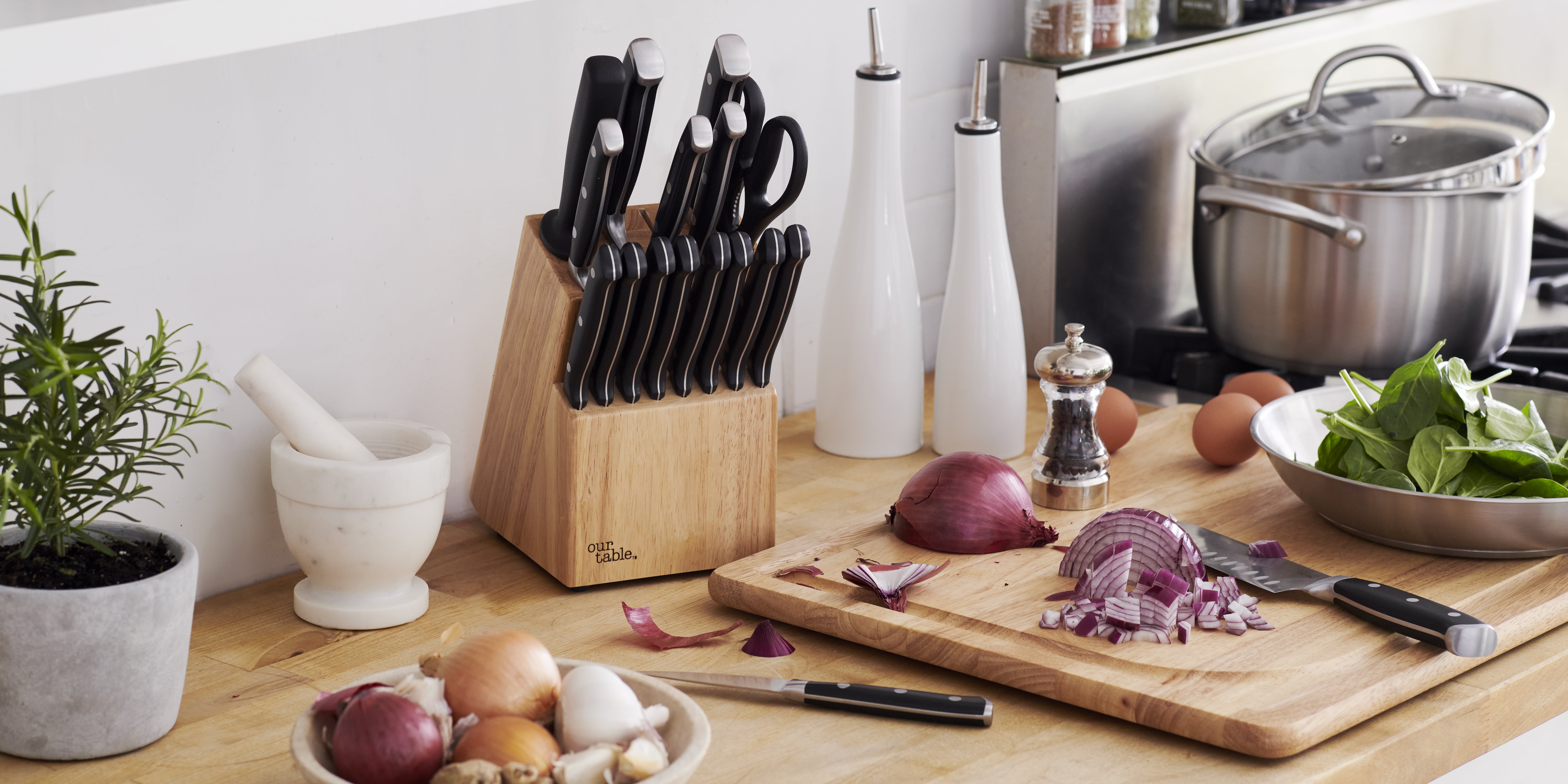 Bed Bath & Beyond Launches Our Table Kitchen and Dining Essentials