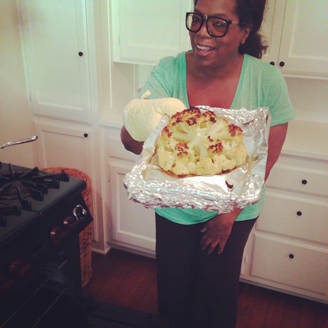 Oprah made enormous cauliflower that she picked from her garden.
Source: Instagram user oprah