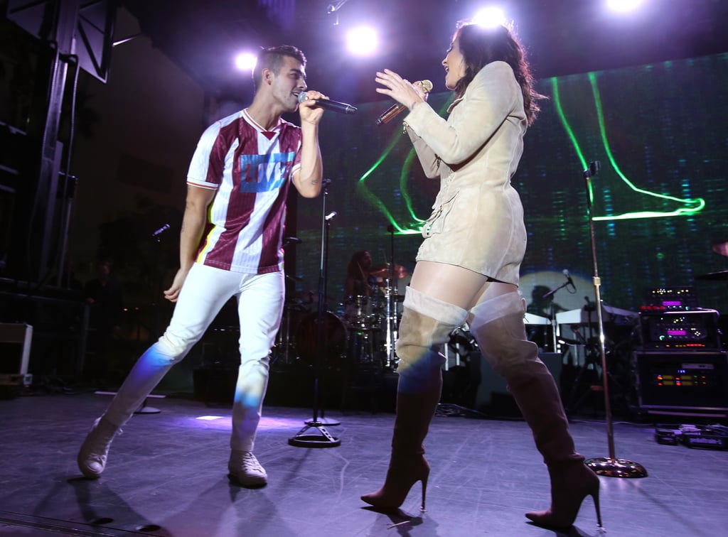 Joe Jonas And Demi Lovato Concert In La September Popsugar Celebrity Photo