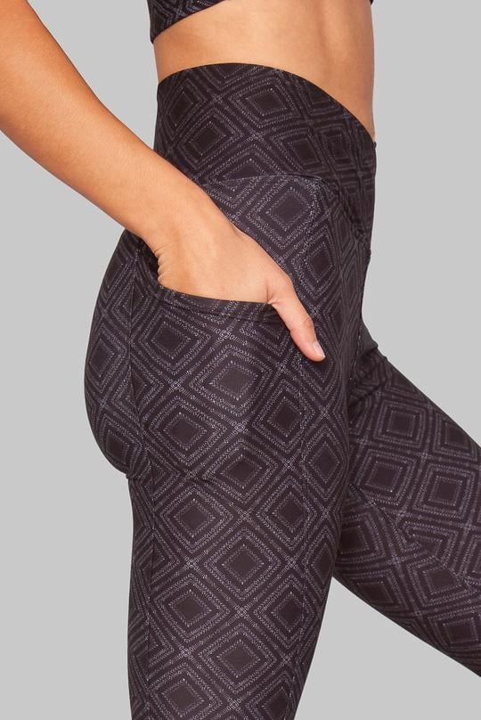 Onyx Crossover Pocket Legging