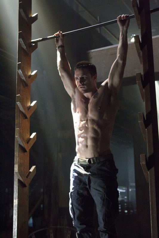 Stephen Amell Pictures on Arrow Stephen Amell Pictures on Arrow
