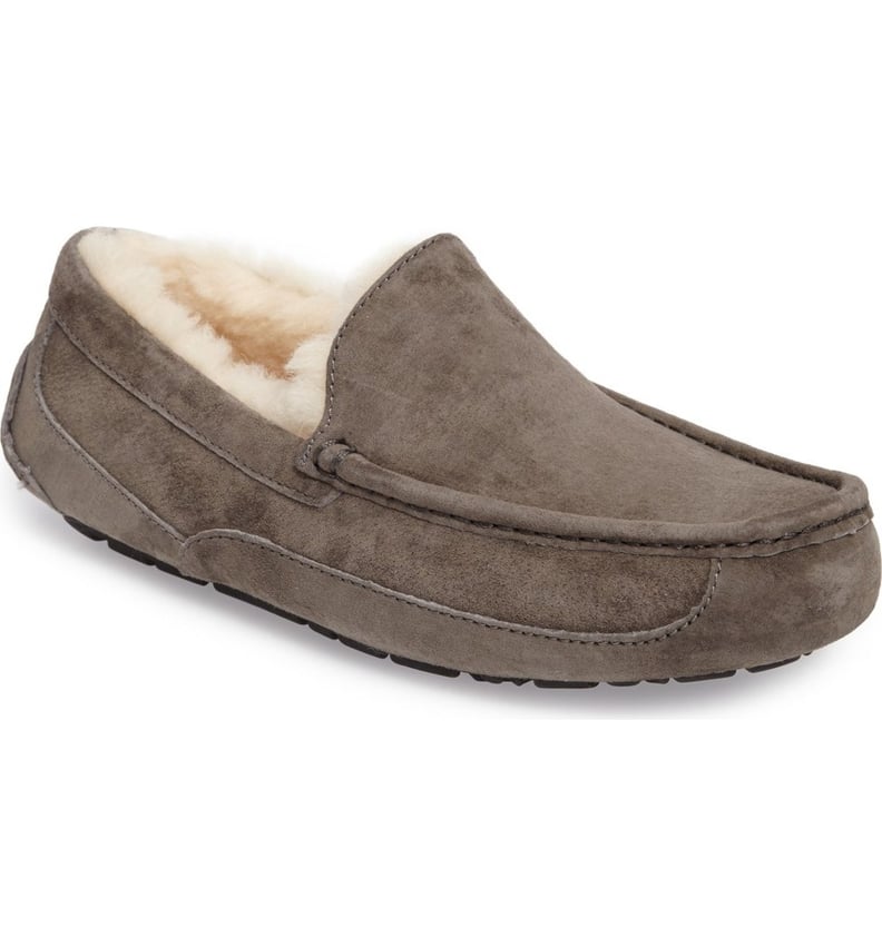 UGG® Ascot Suede Slipper (Men)