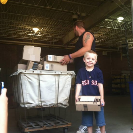 Reddit Users Send Birthday Cards to Sick Boy