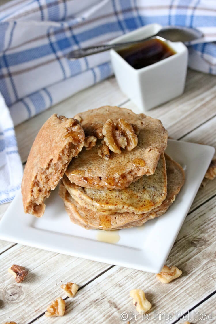 Paleo Low-Carb Walnut Pancakes