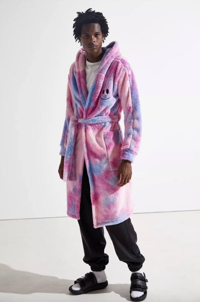 A Cosy Robe: UO Happy Face Fleece Robe